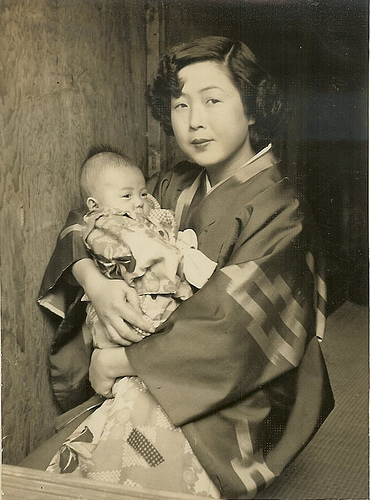 Японский мама родным сыном